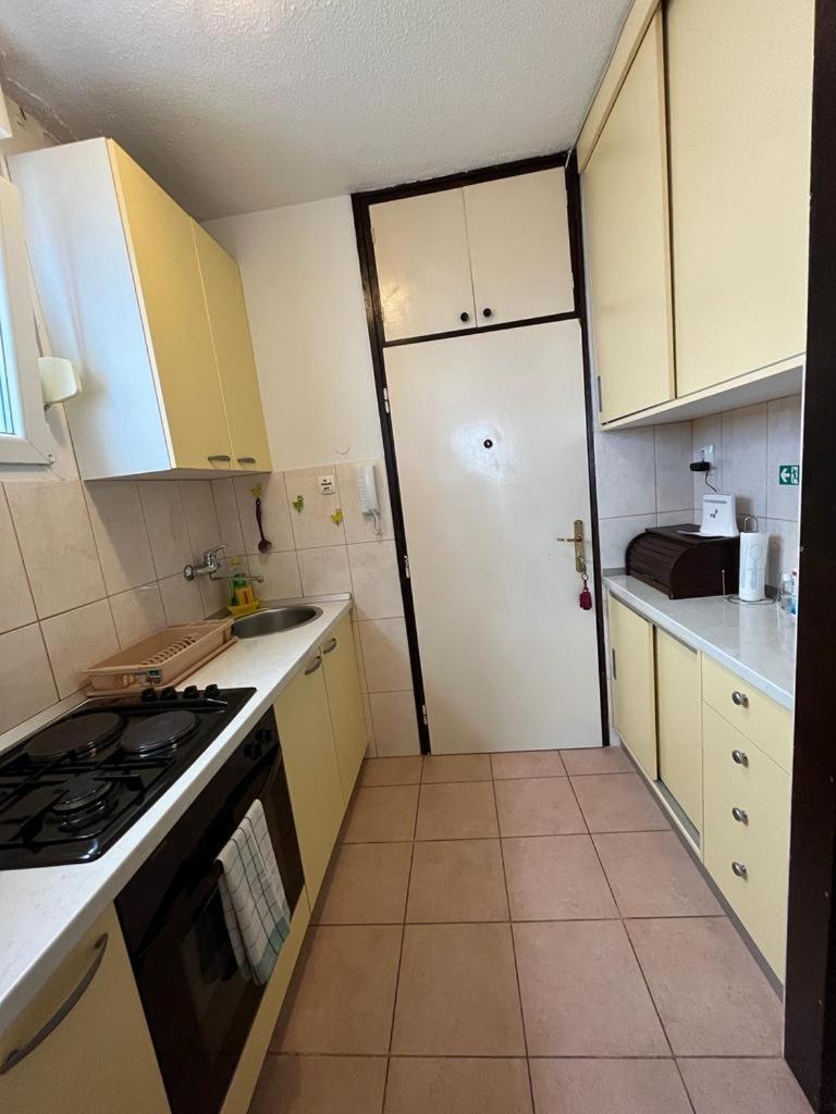 Apartment Bozic สปลิท ภายนอก รูปภาพ